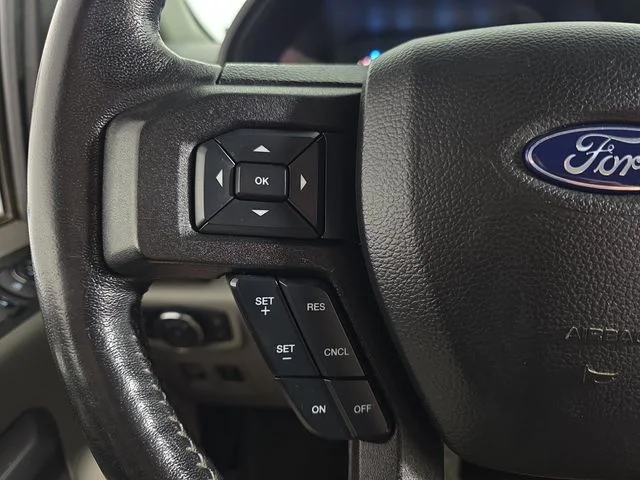 Used 2018 Blue Ford XLT image 16
