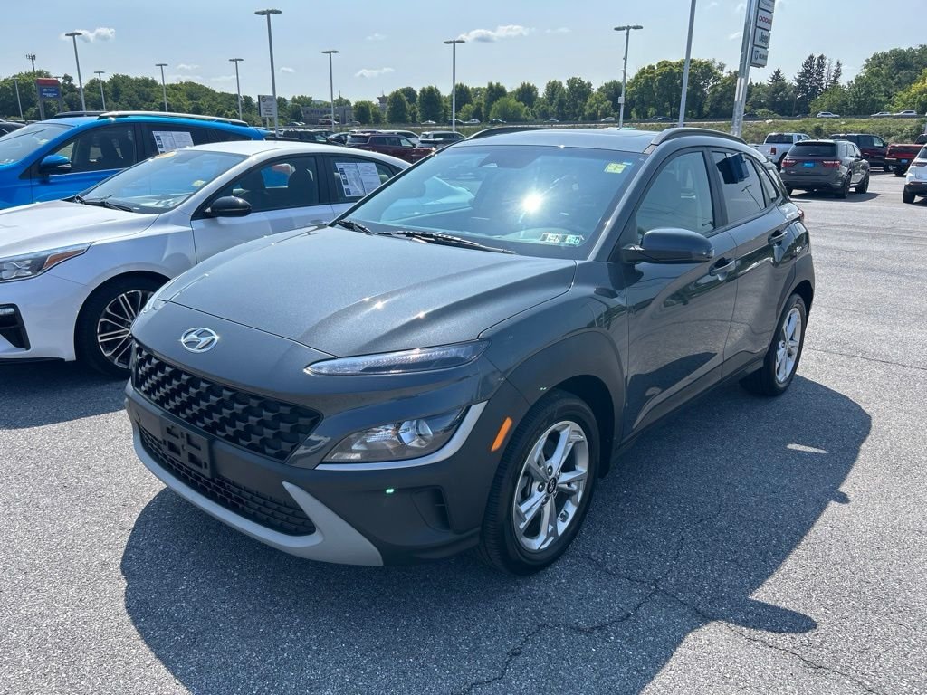 Used 2023 Gray Hyundai SEL image 1