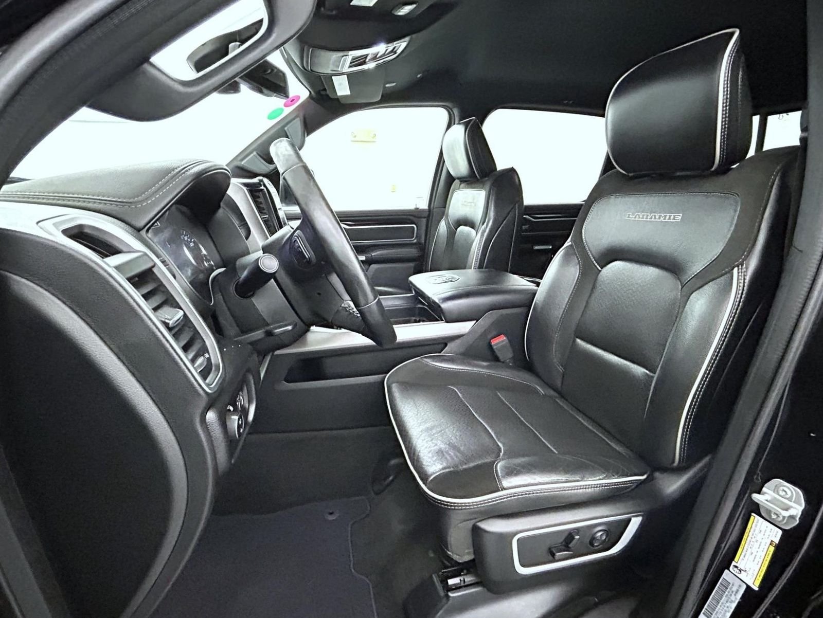 Used 2020 Black Ram Laramie image 10