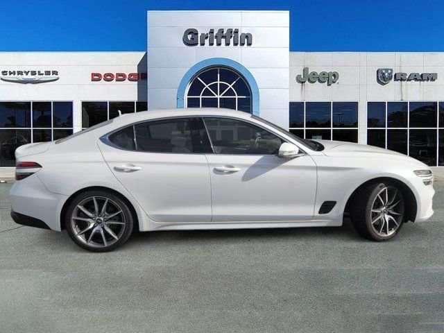 Used 2023 White Genesis 2.0T image 3