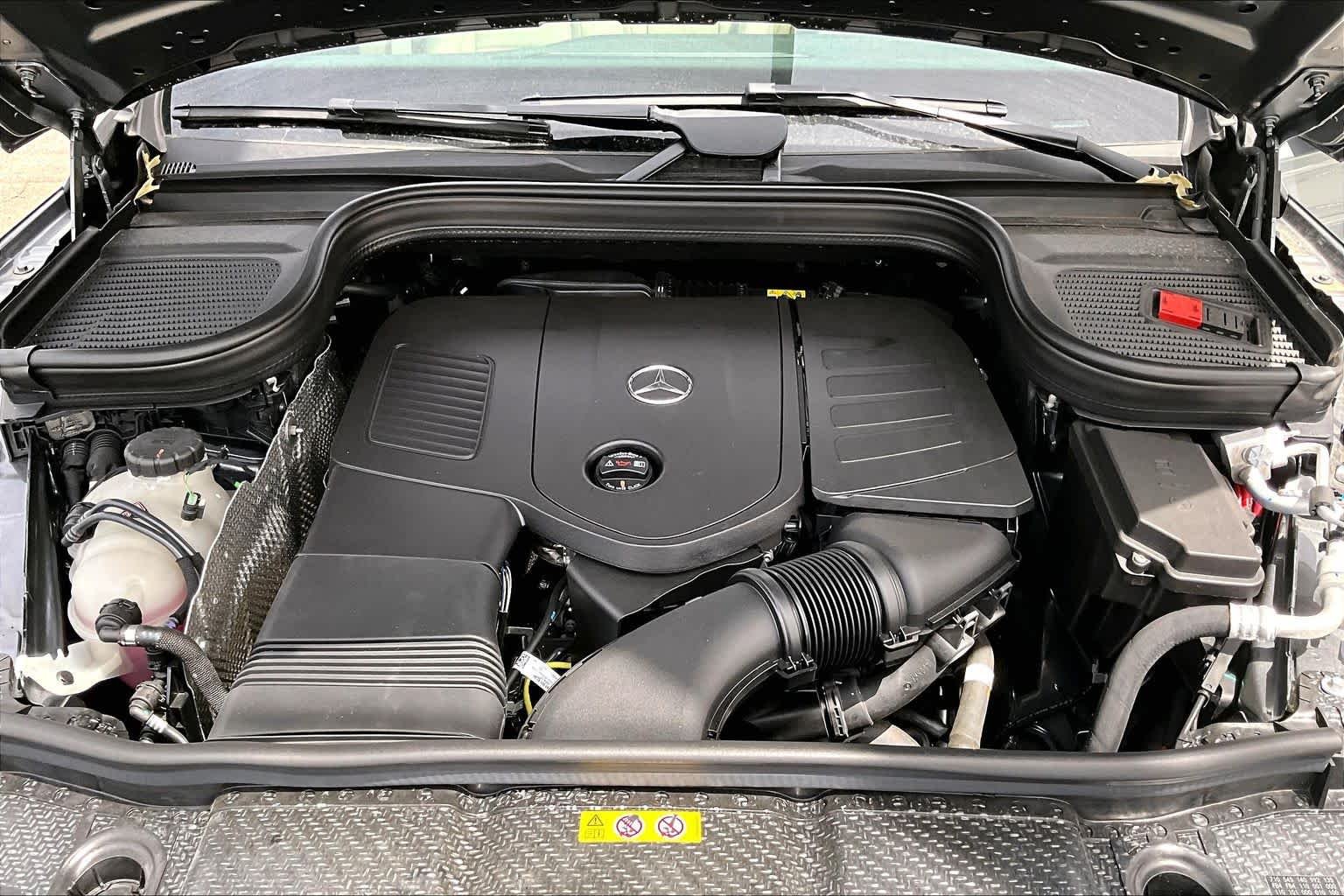 New 2026 Selenite Grey Metallic Mercedes-Benz GLE 350 image 17