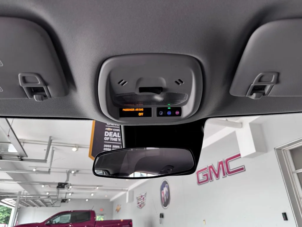 2024 Chevrolet Trax LS - Photo 24