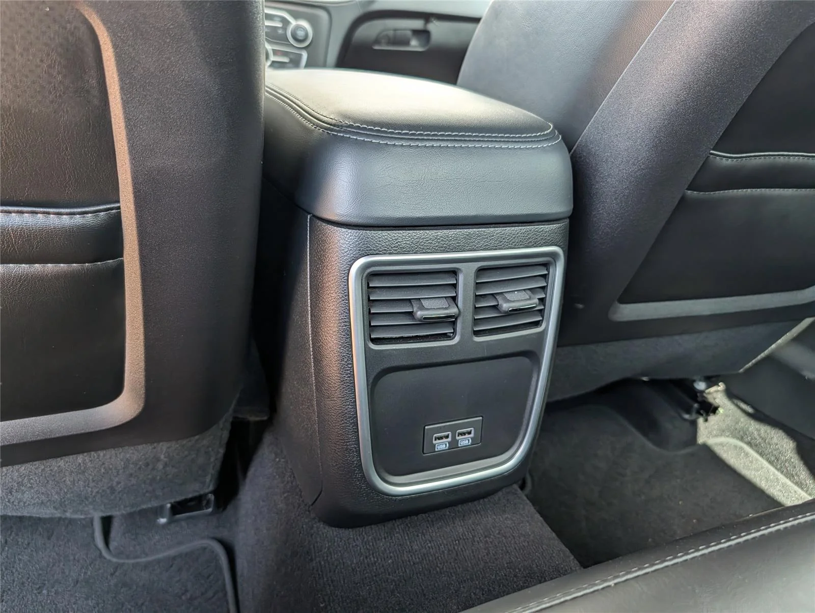 Used 2023 Go Mango Dodge Scat Pack image 29