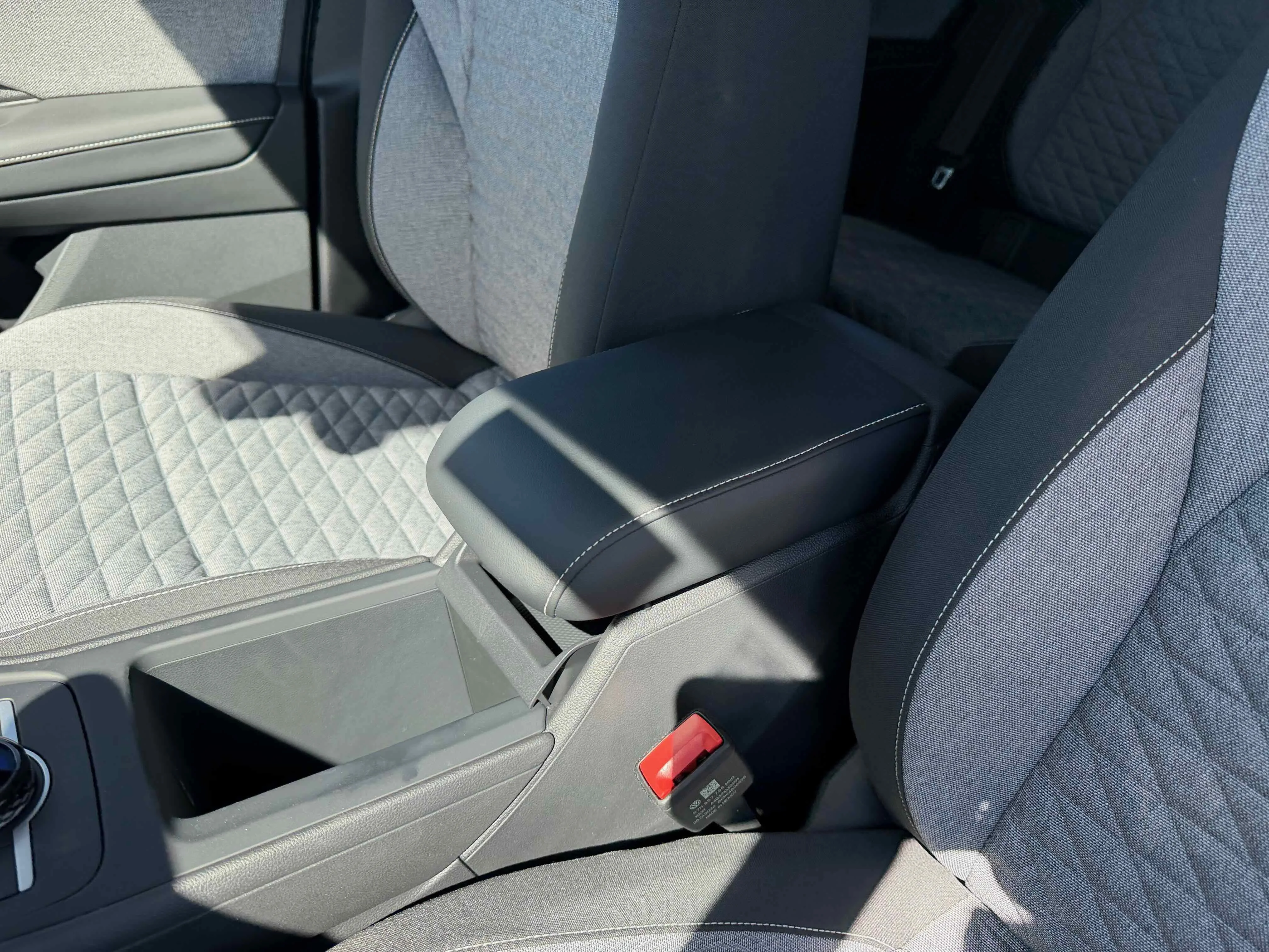 New 2026 Platinum Gray Volkswagen S image 22