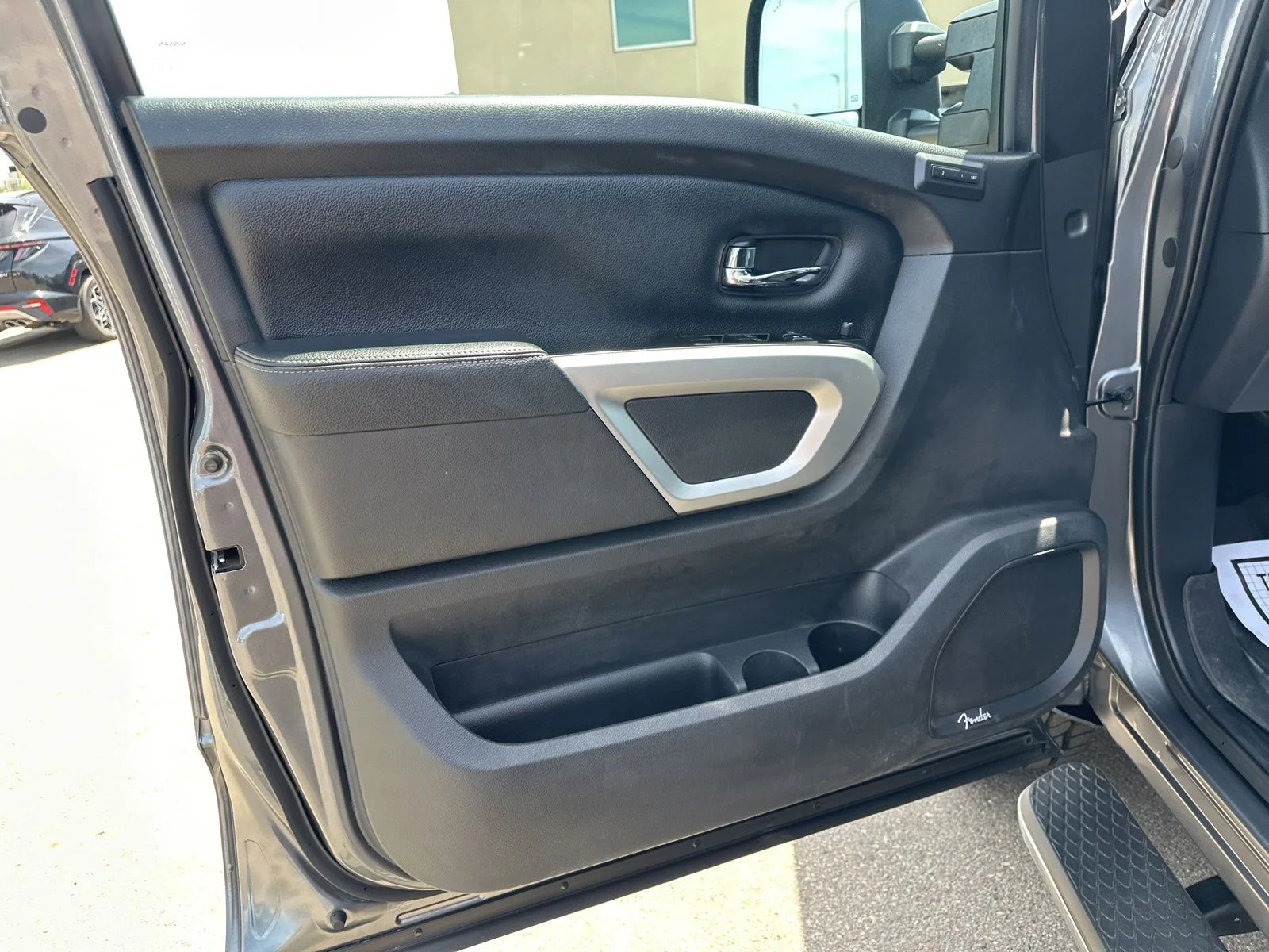 Used 2019 Gray Nissan SL image 15