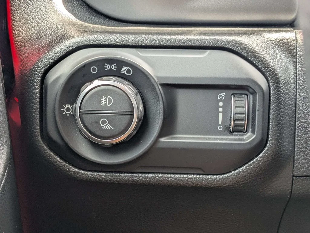 Used 2023 Red Jeep Sport image 19
