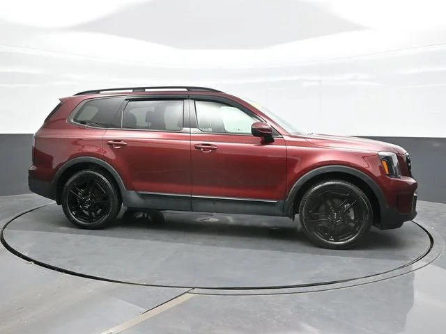Used 2024 Red Kia EX X-Line image 8