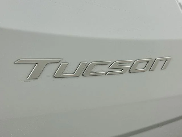 New 2026 Hyundai TUCSON HYBRID SEL