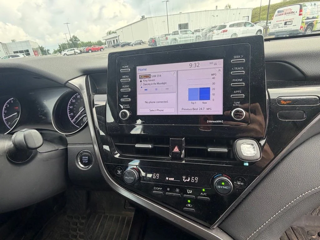 Used 2023 White Toyota SE image 11