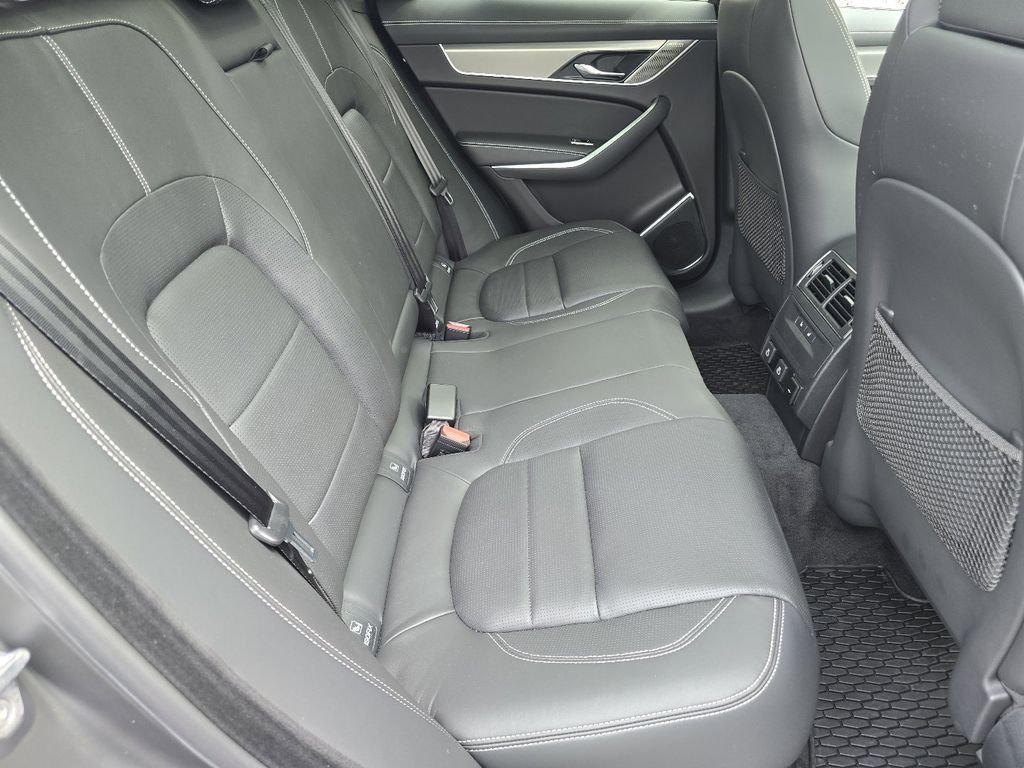 New 2026 Eiger Grey Jaguar P250 R-Dynamic S image 31