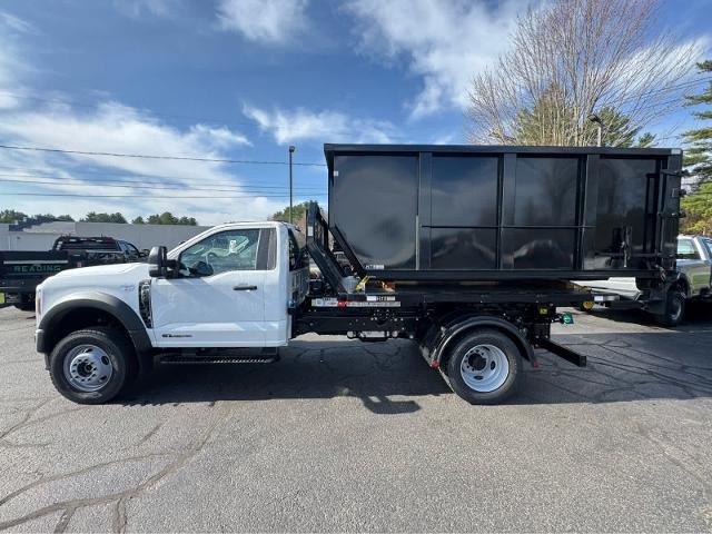 New 2026 Oxford White Ford F-600® XL image 3