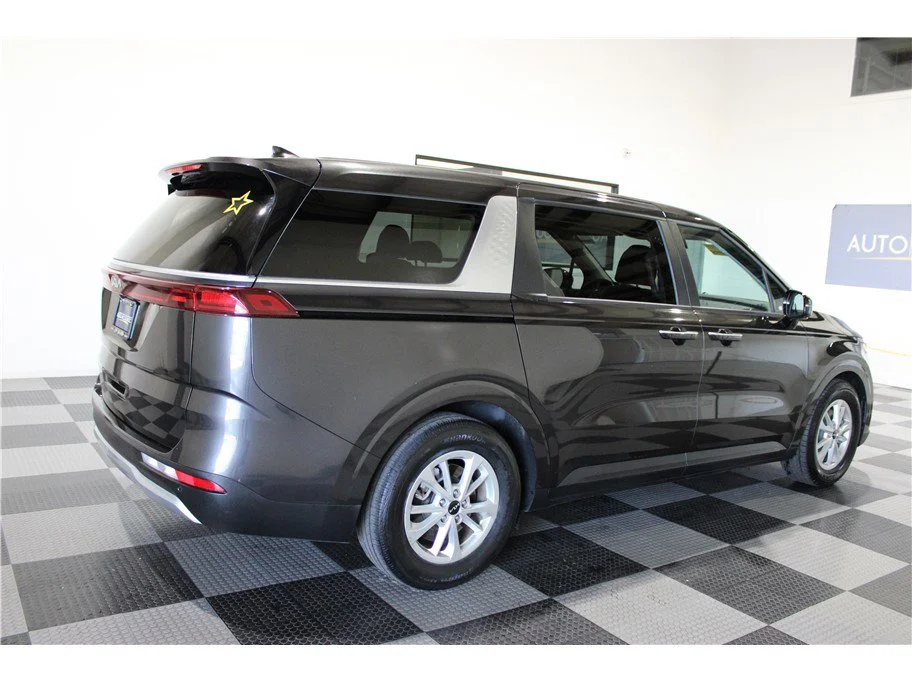 Used 2024 Panthera Metal Kia LX image 5