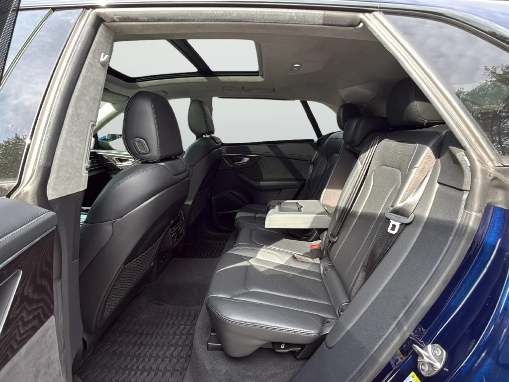 Used 2021 Blue Audi 55 Prestige image 27