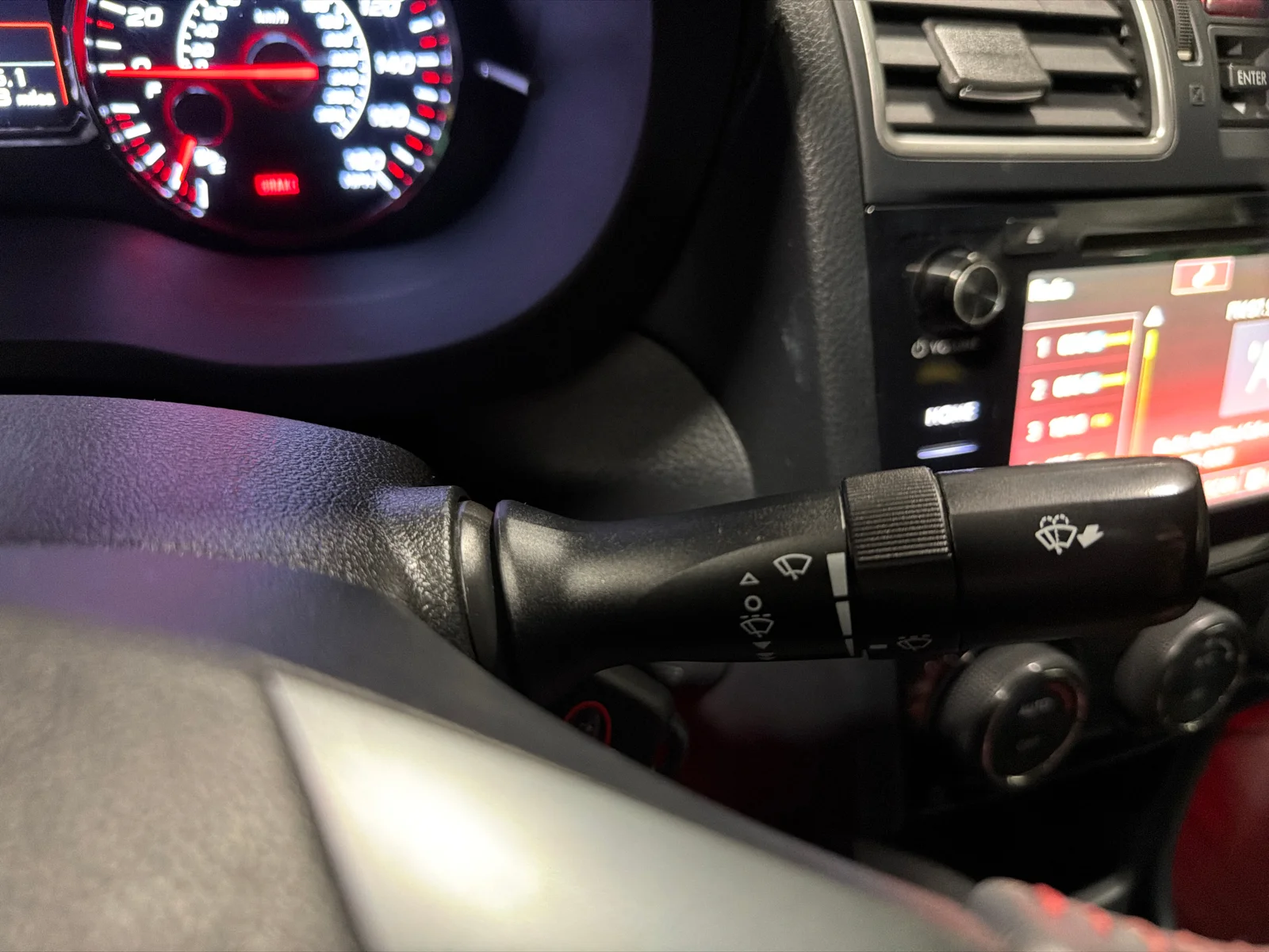 Used 2018 Crystal Black Silica Subaru Premium image 23