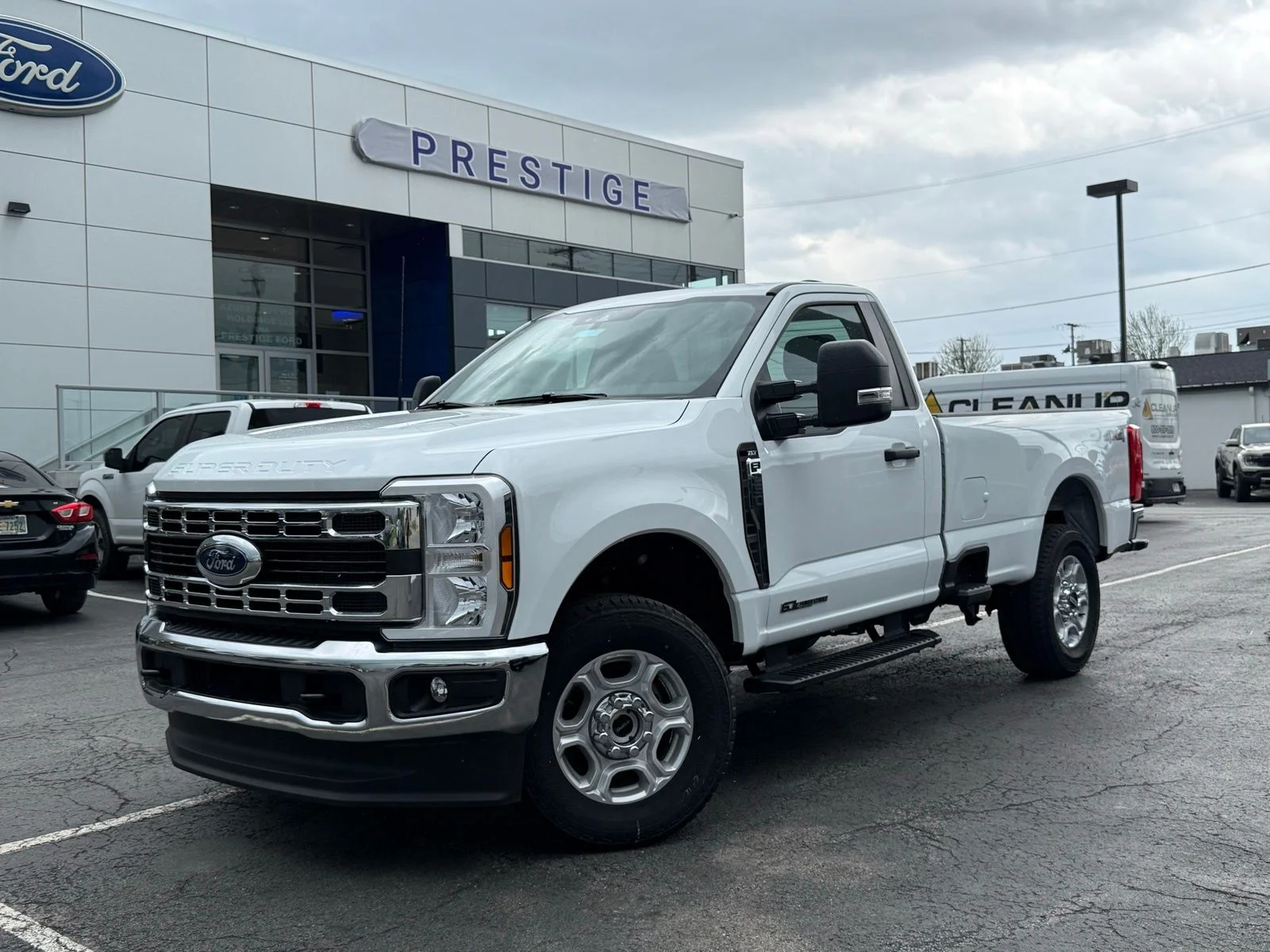 2025 Ford F-250 Super Duty XLT - Photo 14