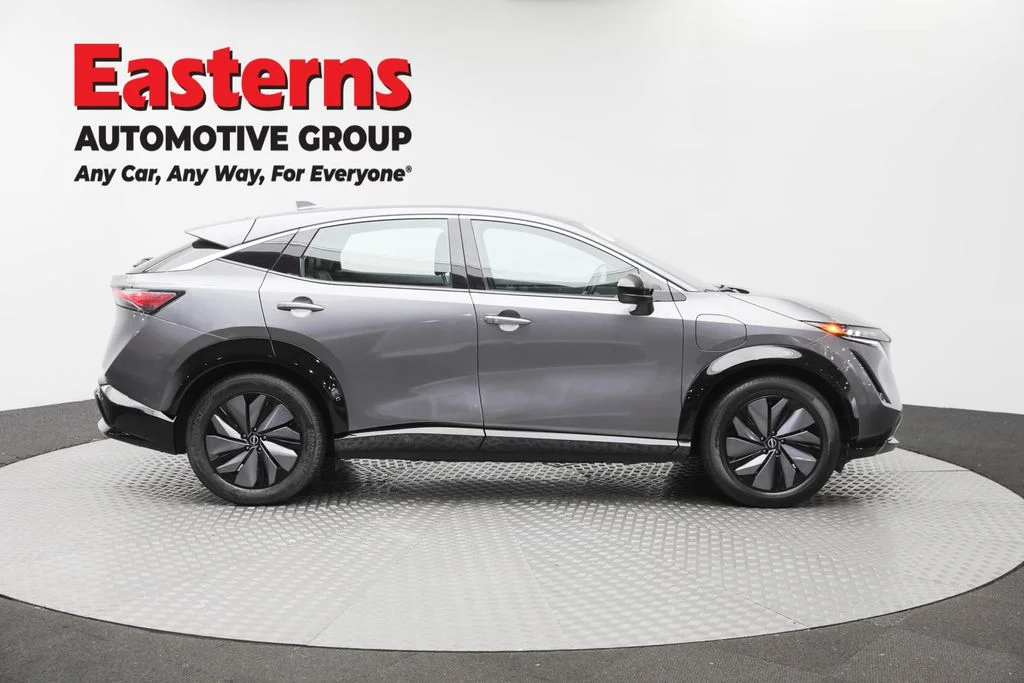 Used 2023 Gray Nissan ENGAGE image 4