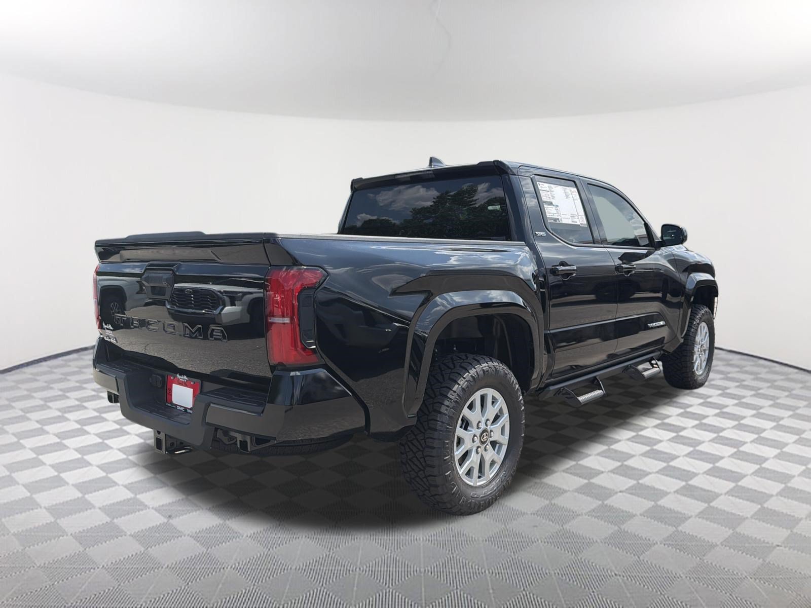 2026 Toyota Tacoma SR5 - Photo 7
