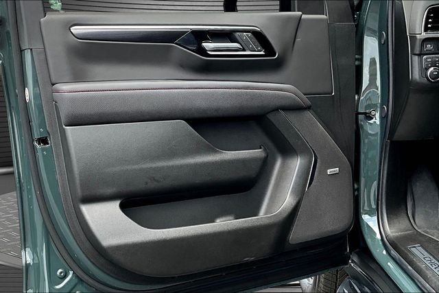 Used 2025 Gray Chevrolet RST image 20