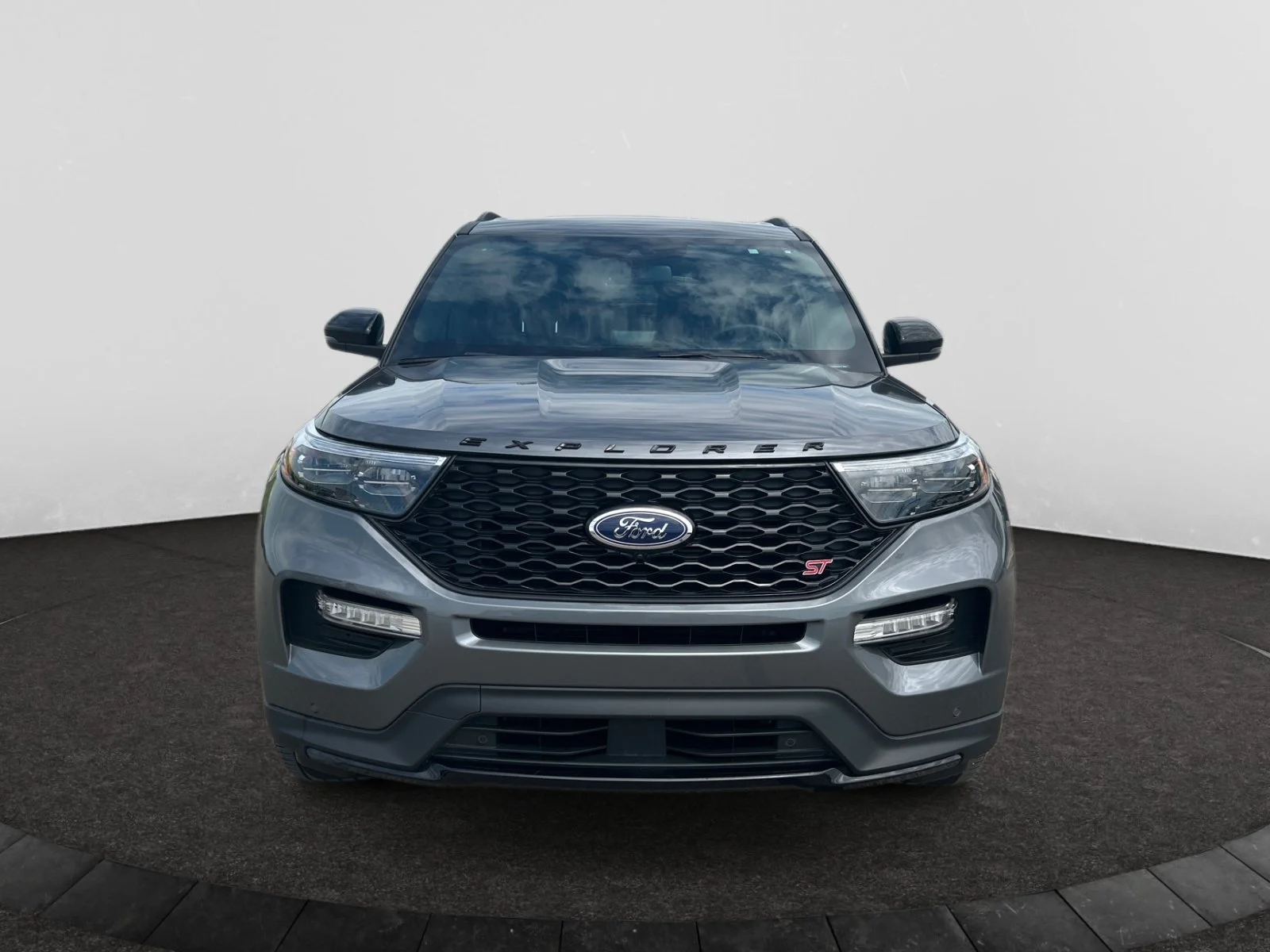 Used 2024  Ford ST 4WD image 8
