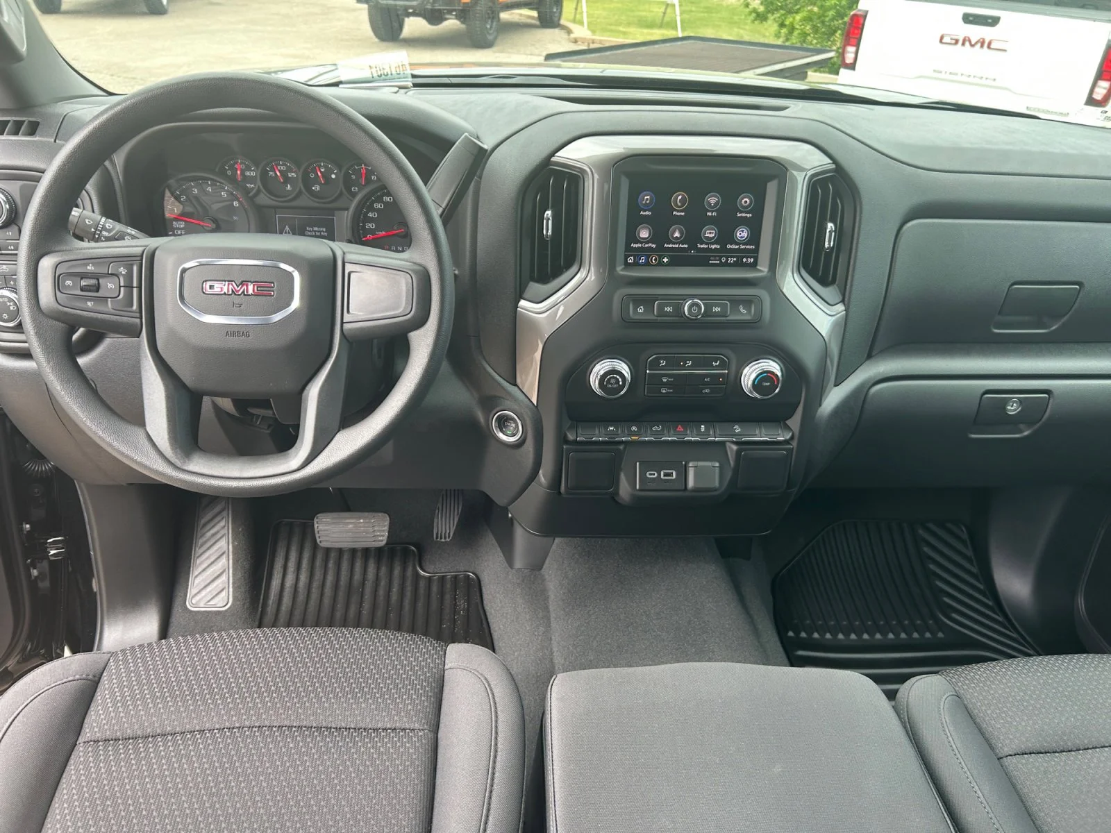 New 2026 Onyx Black GMC Pro image 18