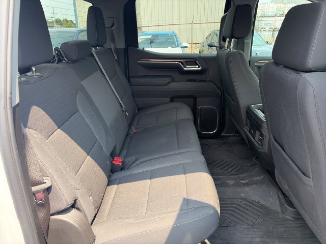 Used 2024 Summit White Chevrolet RST image 28