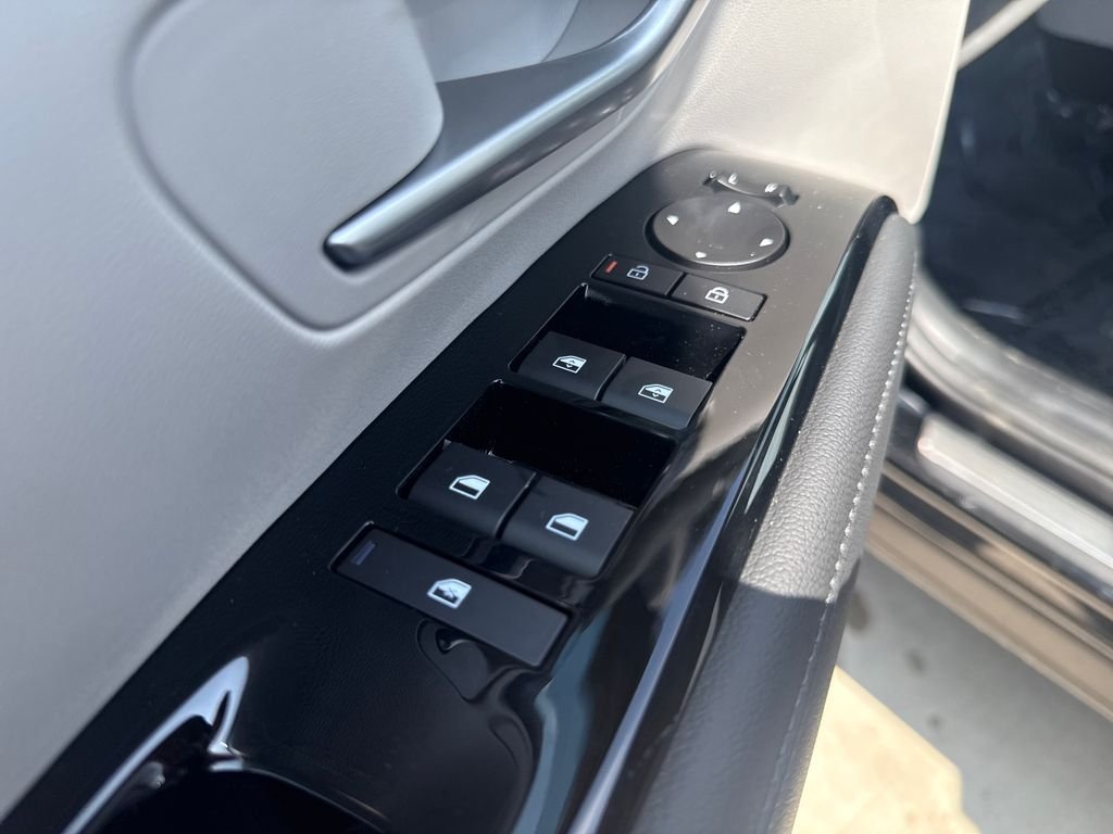 2026 Hyundai Tucson Limited - Photo 11