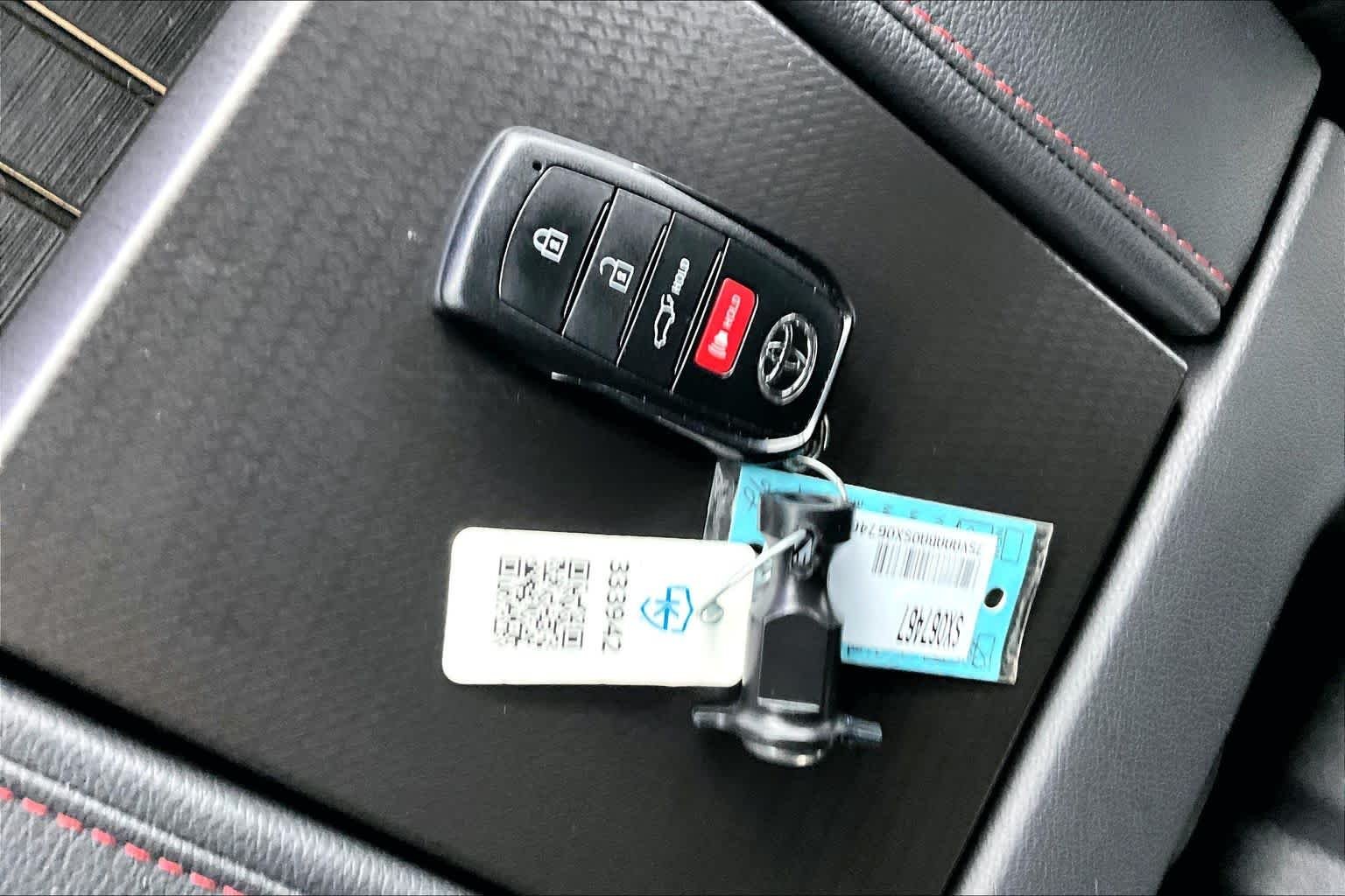Used 2025 MUDBATH Toyota Platinum image 15