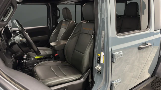 Used 2024 Anvil Clear Coat Jeep Mojave image 9
