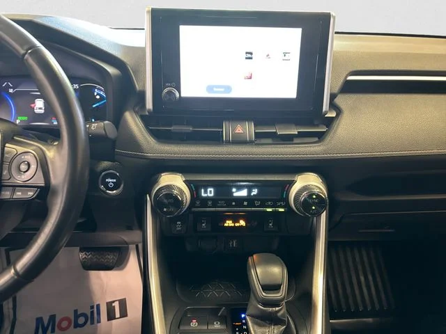 Used 2023 Ice Cap Toyota XLE image 12