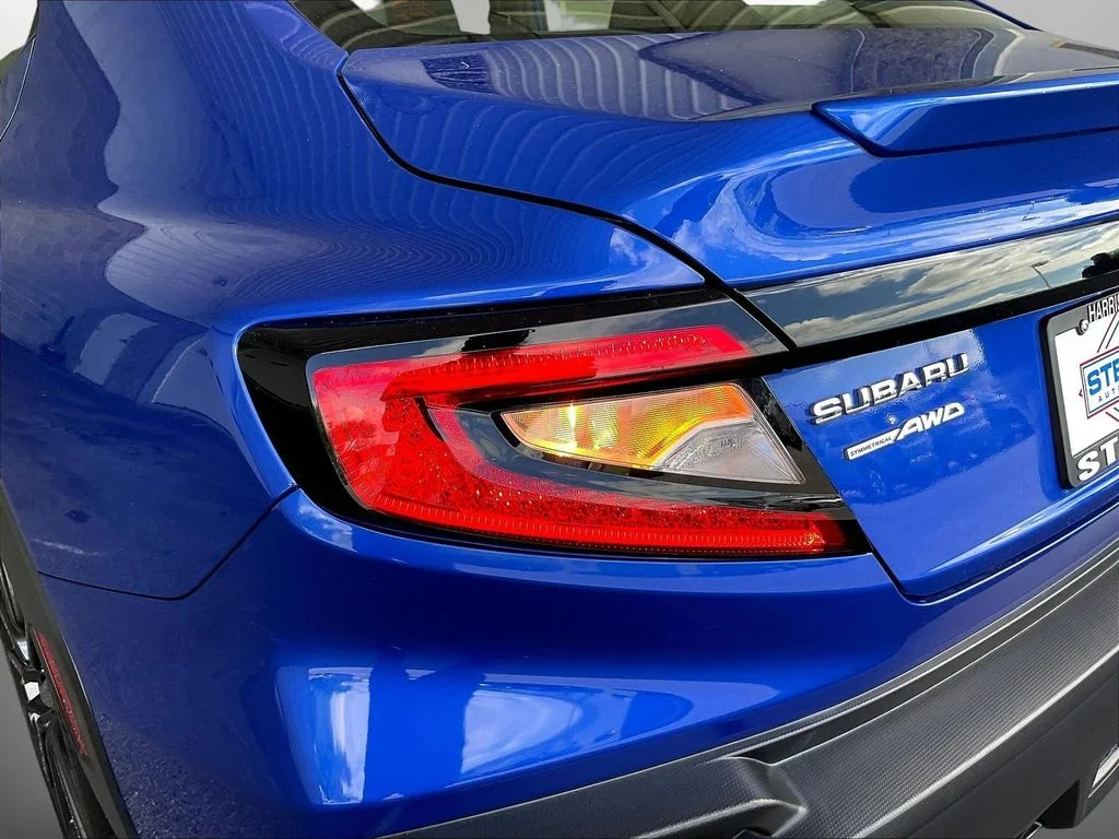 Used 2022 Blue Pearl Subaru Premium image 25