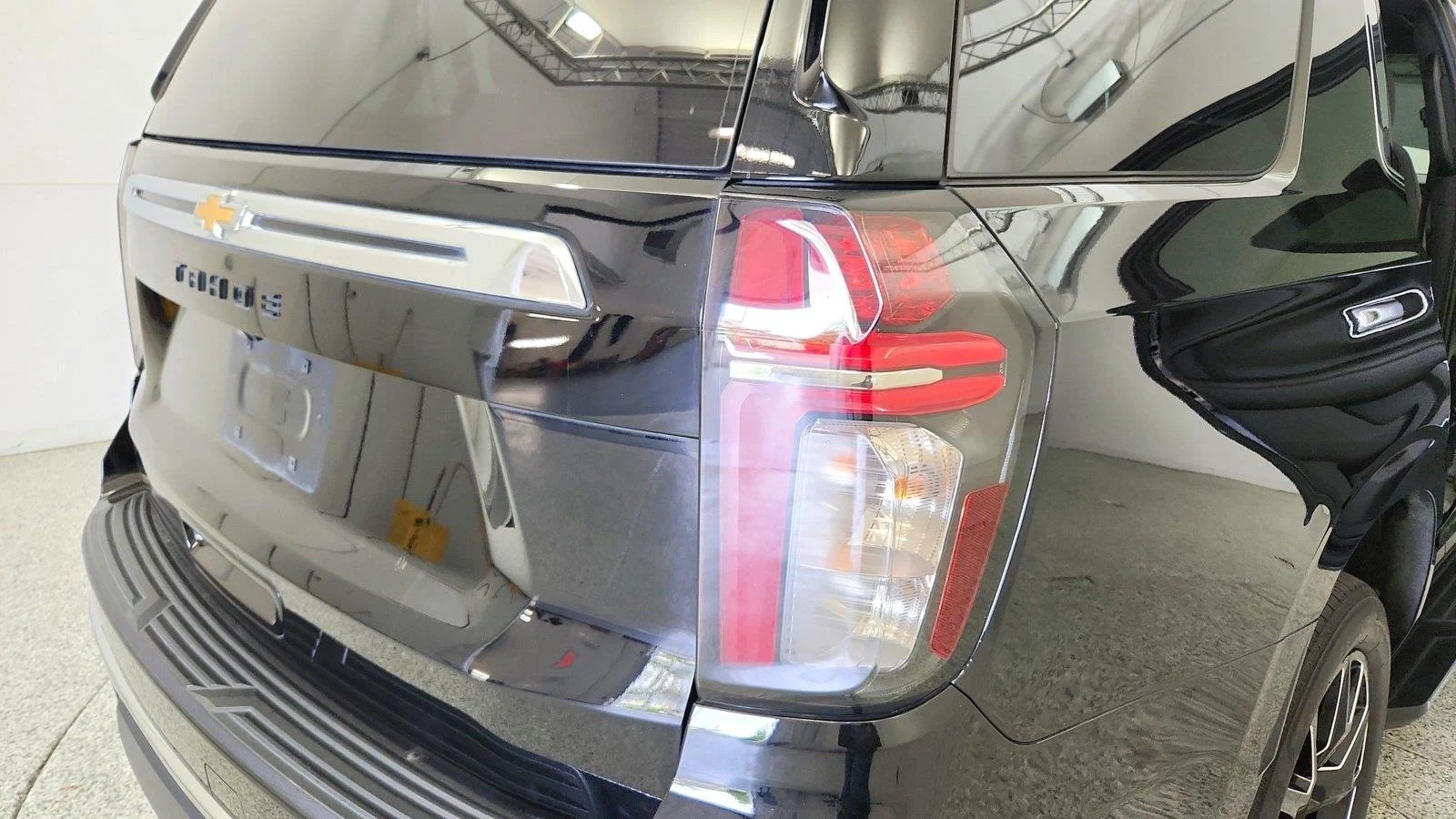 Used 2023 BLACK Chevrolet LS image 38