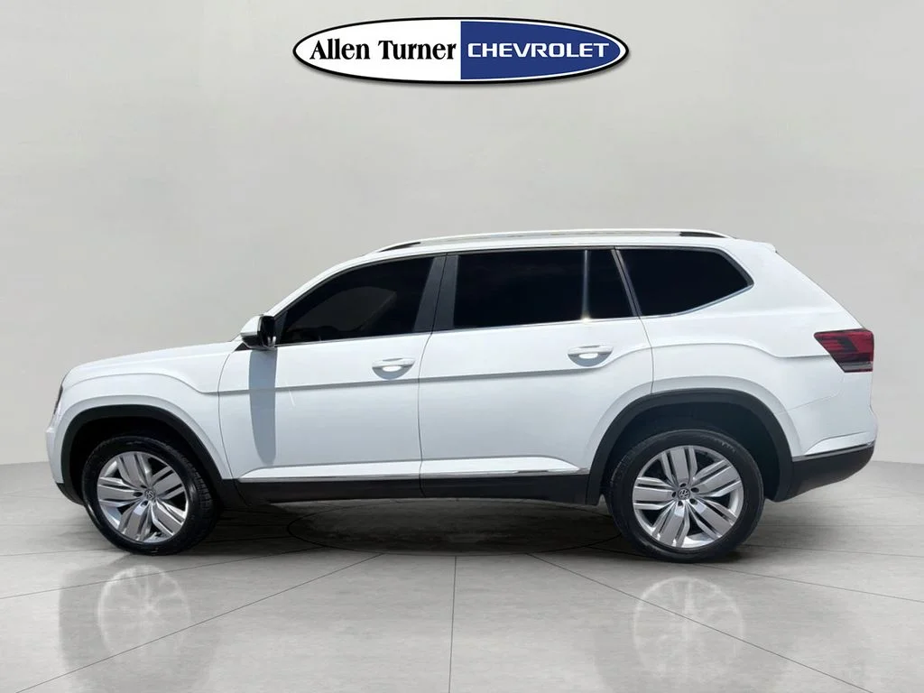 Used 2019 Pure White Volkswagen SEL image 6