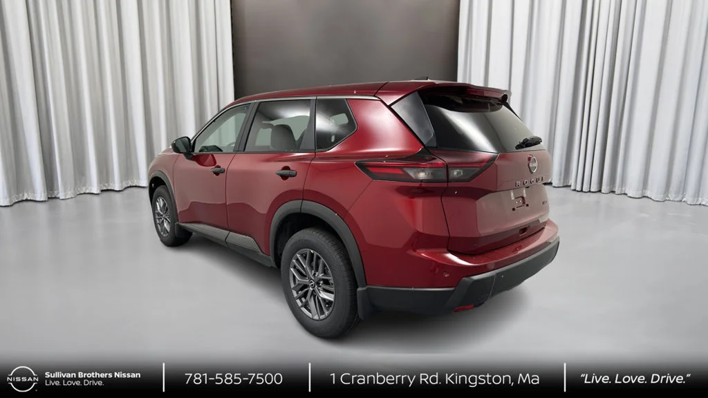 Used 2024 Red Nissan S image 5