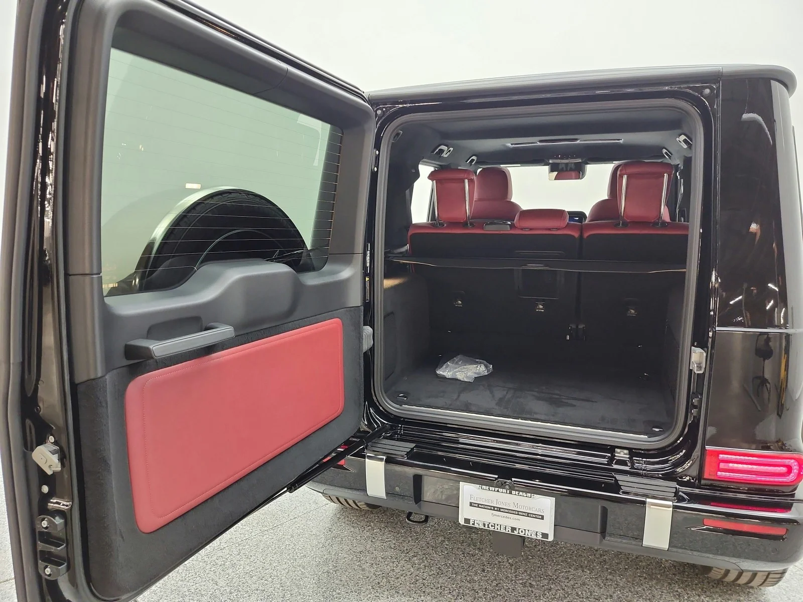 Certified Used 2025 Black Mercedes-Benz G 550 SUV image 18