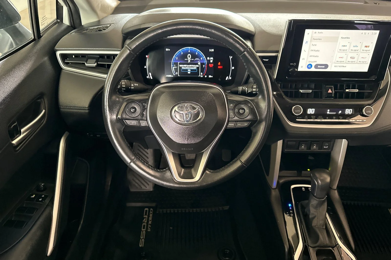 Used 2025 White Toyota XLE image 14