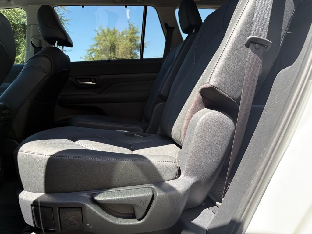 Used 2025 Beige Toyota Limited image 11