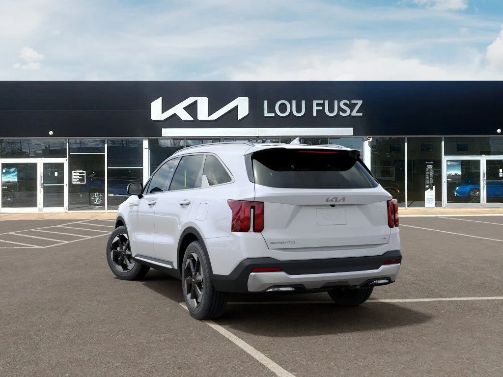 New 2026 Snow White Pearl Kia EX image 4