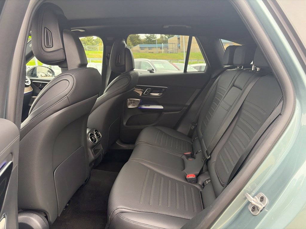 Used 2026 Silver Mercedes-Benz GLC 300 image 19