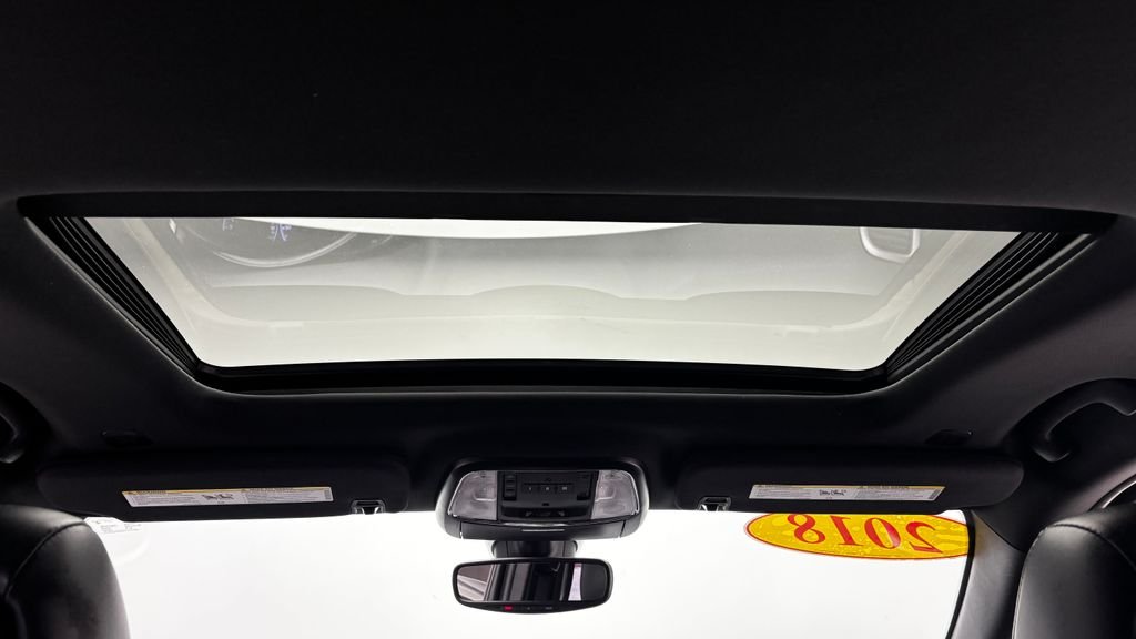 Used 2018 White Jeep Limited image 31