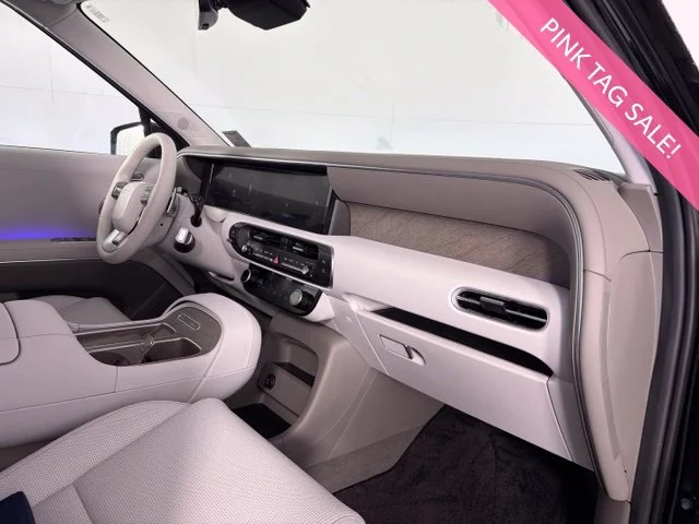Used 2026 Black Hyundai SEL Premium image 54