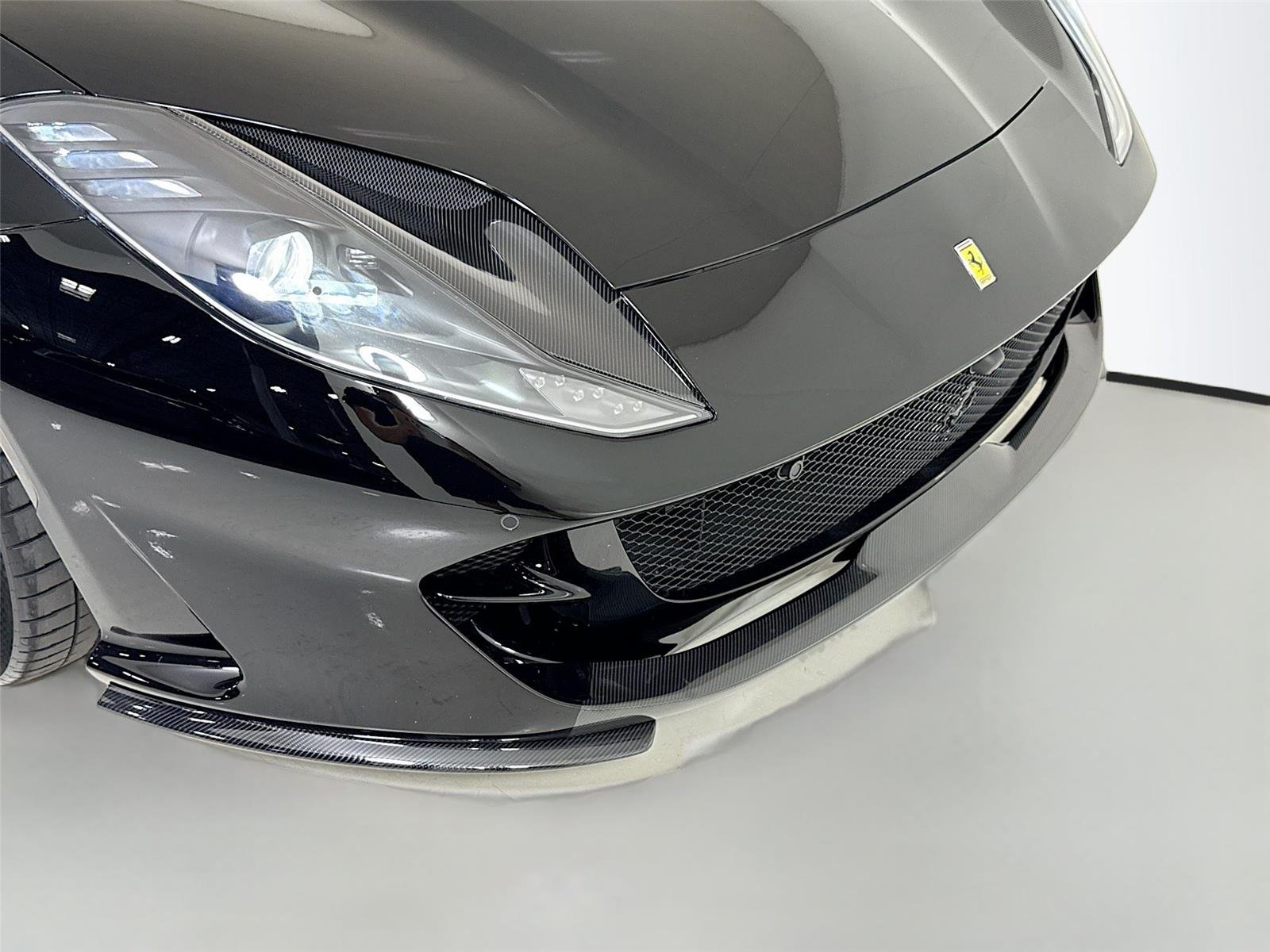 Used 2021 Nero Ferrari  image 33