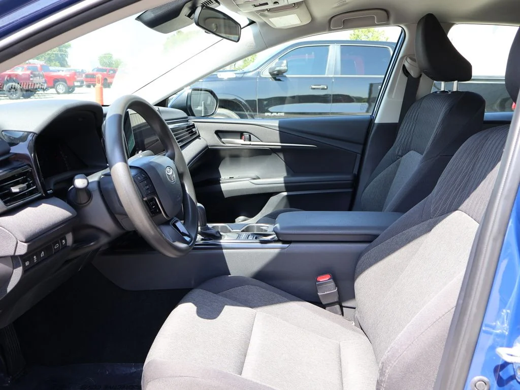 Used 2025 Blue Toyota LE image 21