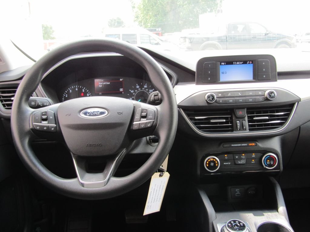 Used 2022 White Ford S image 5