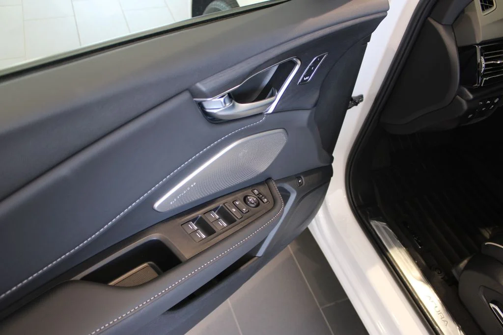 New 2026 Platinum White Pearl Acura Advance Package image 27