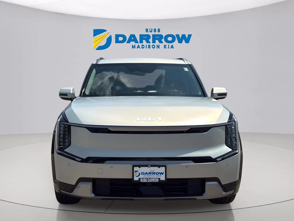 Used 2024 Ivory Silver Matte Kia Land image 8