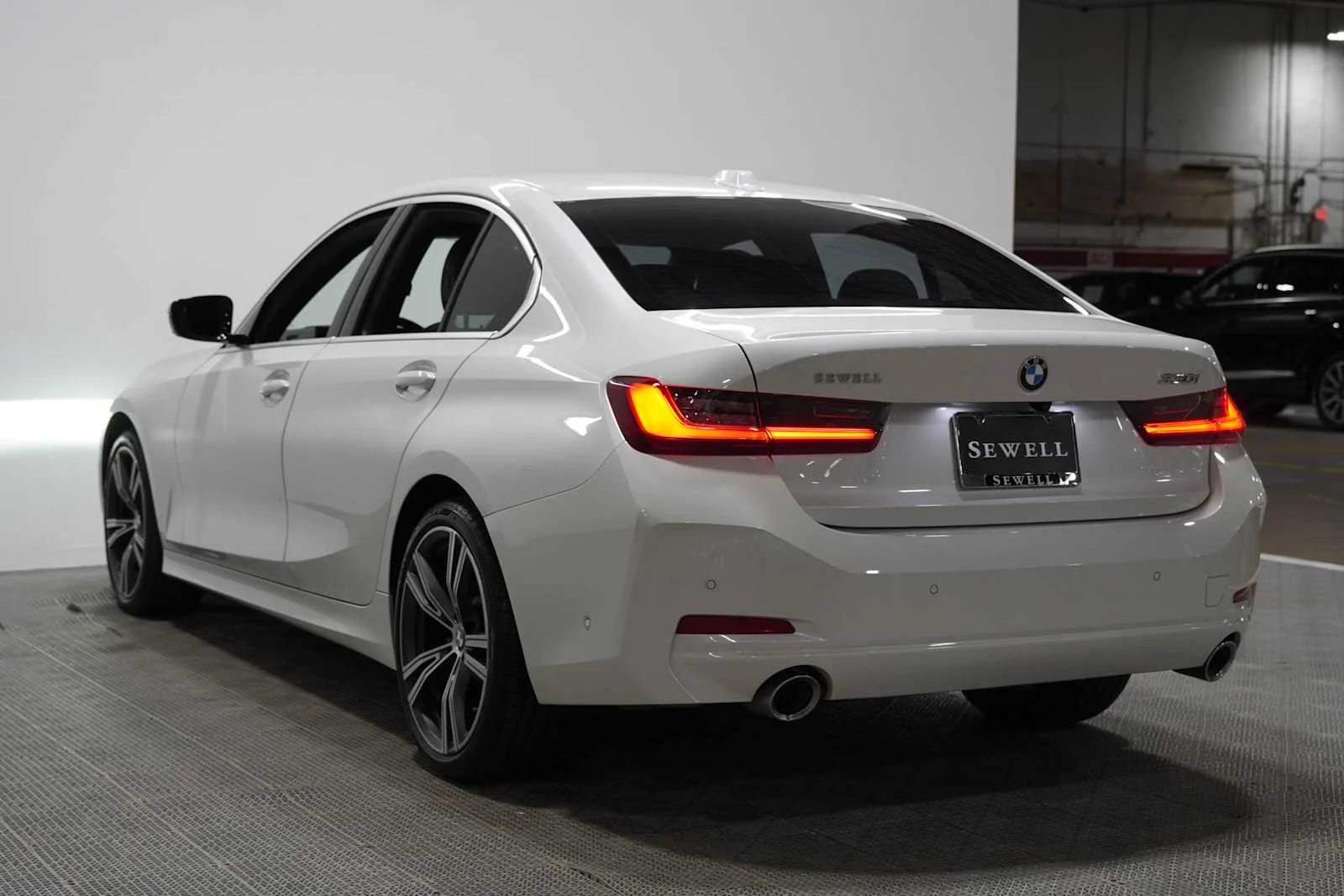 Certified Used 2024 Mineral White Metallic BMW 330i image 5