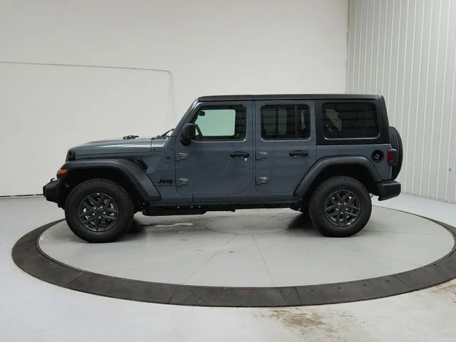 New 2026 Anvil Clear-Coat Exterior Paint Jeep Sport image 4