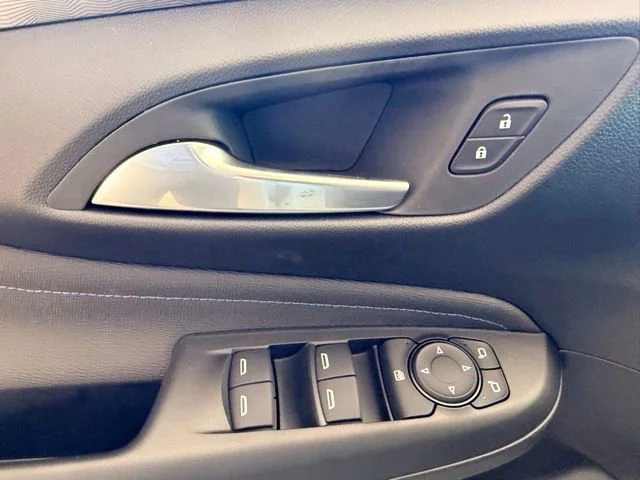 2026 Buick Envista Sport Touring - Photo 16
