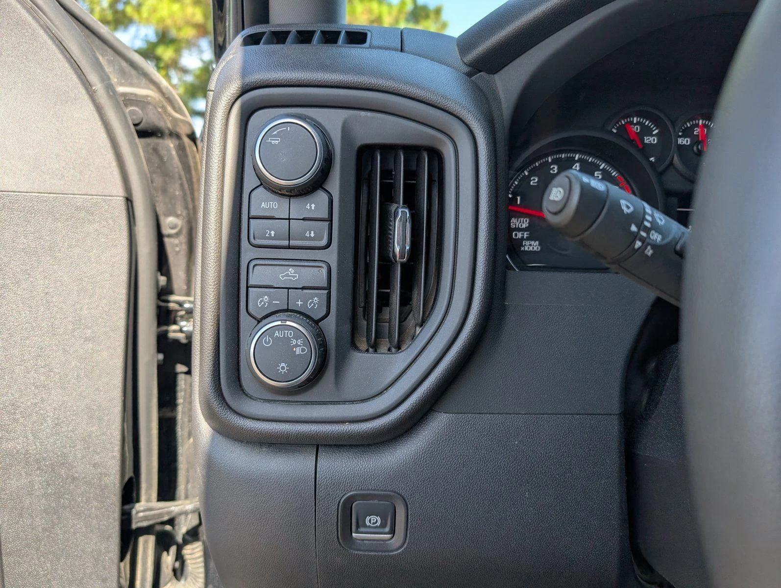 Used 2025 Black Chevrolet Custom Trail Boss image 26