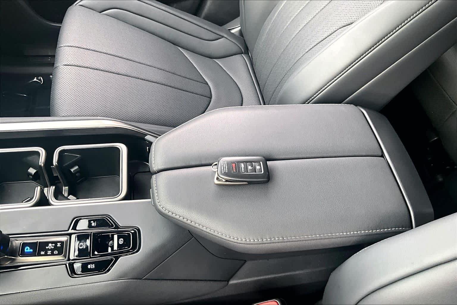 Used 2026 Incognito Lexus F SPORT Performance Premium image 13